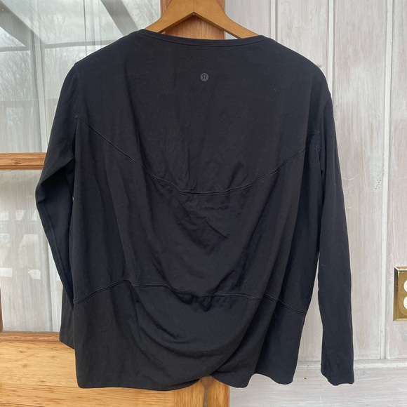 Lululemon black long sleeve top - Picture 2 of 3
